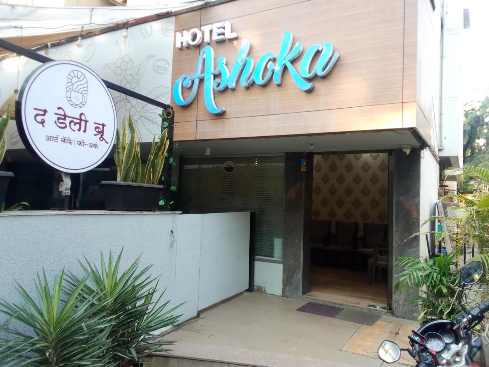 Hotel Ashoka, Pune Yerandwane 外观 照片